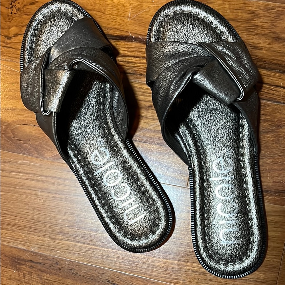 Nicole Gold Tone Slide Sandals with A Pretty Crisscross Knot Design